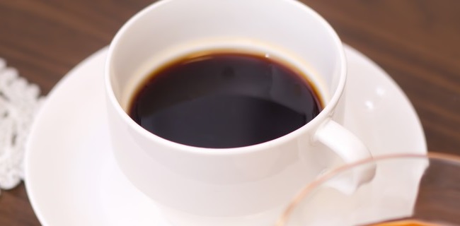 コーヒーは薄毛に対して有効なのか？それとも逆効果なのか？